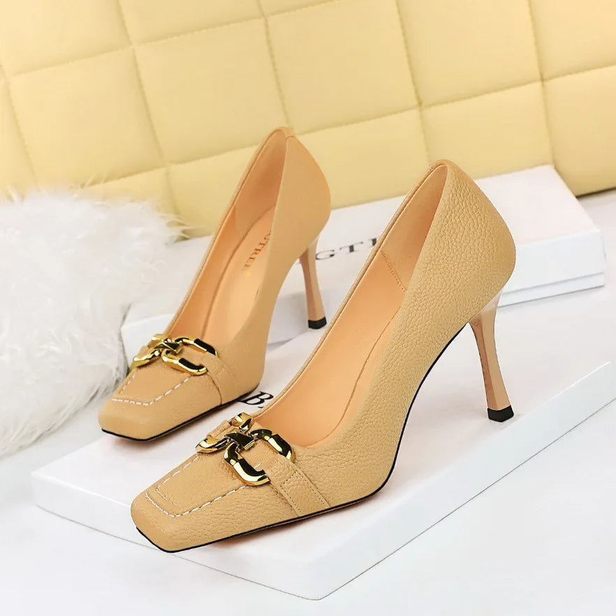 Retro Fashion Ultra High Heel With Metal Buckle Decoration
