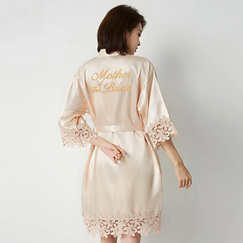 White Wedding Robe Embroidered Mother Bride Kimono Gown