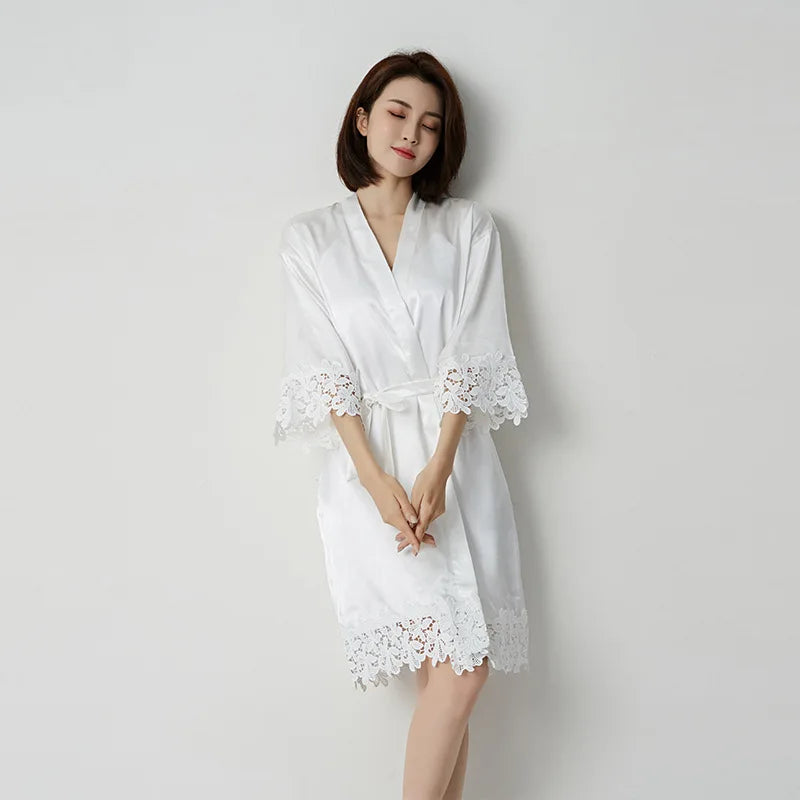 White Wedding Robe Embroidered Mother Bride Kimono Gown