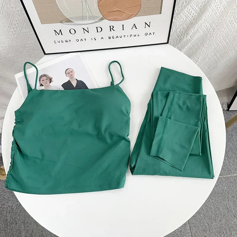 طقم يوغا من قطعتين للنساء حمالة صدر رياضية سروال ضيق بدلة رياضية