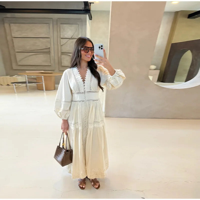 Elegant Lace Dress With V Neck Puff Sleeves For Spring