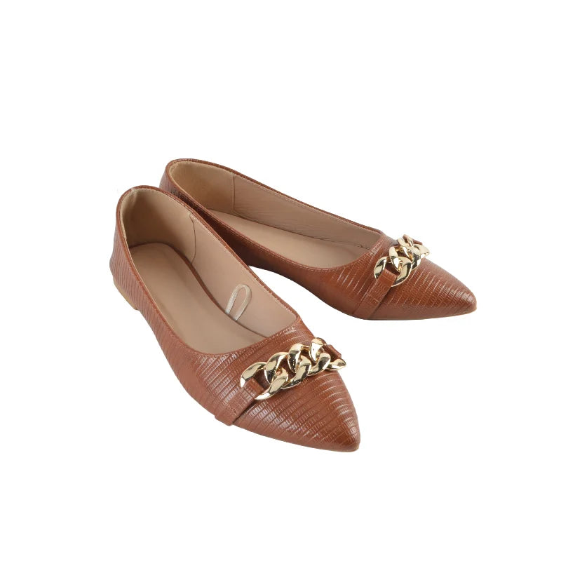 Fashionable Chain Decoration Women Pointed Toe Slip On Shoes