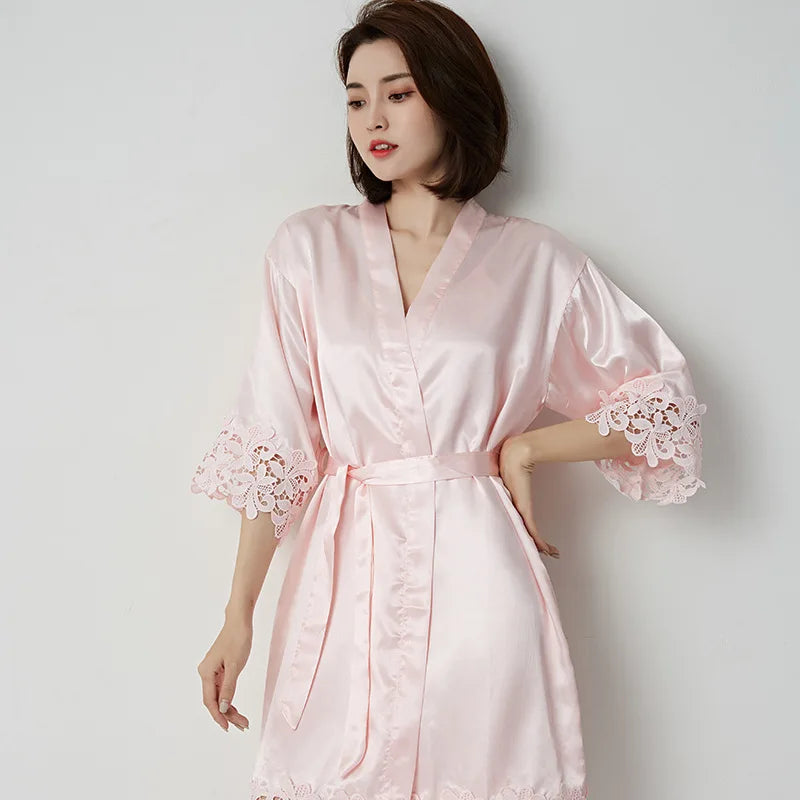 White Wedding Robe Embroidered Mother Bride Kimono Gown