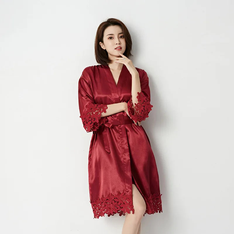 White Wedding Robe Embroidered Mother Bride Kimono Gown